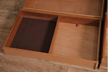 ヴィンテージ家具　G-PLAN(ジープラン)　FORM FIVE　チーク材製　スタイリッシュな佇まいのウォールユニット(キャビネット、収納棚、戸棚、飾り棚、ビンテージ)(R-043949)