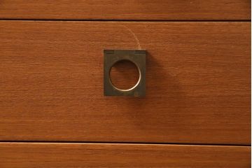 ヴィンテージ家具　G-PLAN(ジープラン)　FORM FIVE　チーク材製　スタイリッシュな佇まいのウォールユニット(キャビネット、収納棚、戸棚、飾り棚、ビンテージ)(R-043949)