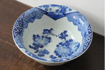 アンティーク雑貨　幕末明治　染付　花蝶図　特大1尺深鉢(和食器、深皿)(R-043952)