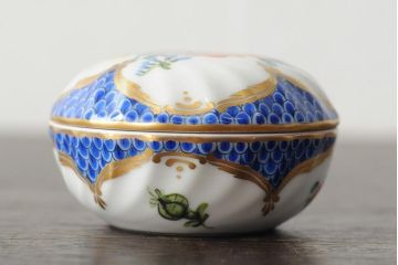 中古　ハンガリー　HEREND(ヘレンド)　ファンタジーコレクション　小物入れ3点セット(ボンボン入れ、西洋陶磁器)(R-043955)