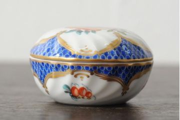 中古　ハンガリー　HEREND(ヘレンド)　ファンタジーコレクション　小物入れ3点セット(ボンボン入れ、西洋陶磁器)(R-043955)