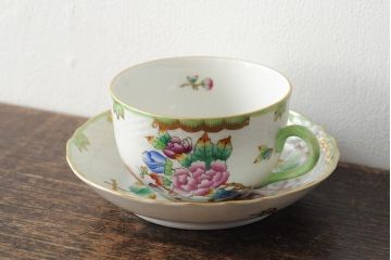 中古　ハンガリー　HEREND(ヘレンド)　ヴィクトリア・ブーケ　カップ&ソーサー(西洋陶磁器)(R-043958)
