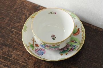 中古　ハンガリー　HEREND(ヘレンド)　ヴィクトリア・ブーケ　カップ&ソーサー(西洋陶磁器)(R-043958)