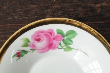 中古　MEISSEN(マイセン)　ピンクローズ　スワンハンドル　コーヒカップ&ソーサー(西洋陶磁器)(R-043962)