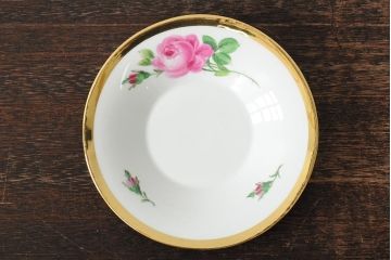 中古　MEISSEN(マイセン)　ピンクローズ　スワンハンドル　コーヒカップ&ソーサー(西洋陶磁器)(R-043962)