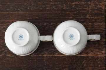 中古　ハンガリー　HOLLOHAZA(ホロハーザ)　Pannonia(パノニア)　木の実　カップ&ソーサー2客セット(洋食器)(R-043964)