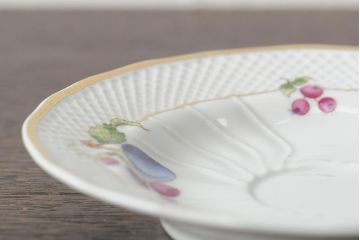 中古　ハンガリー　HOLLOHAZA(ホロハーザ)　Pannonia(パノニア)　木の実　カップ&ソーサー2客セット(洋食器)(R-043964)