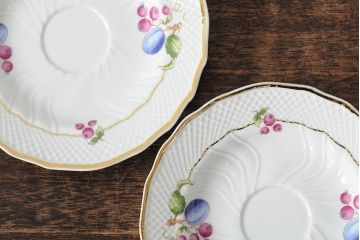 中古　ハンガリー　HOLLOHAZA(ホロハーザ)　Pannonia(パノニア)　木の実　カップ&ソーサー2客セット(洋食器)(R-043964)