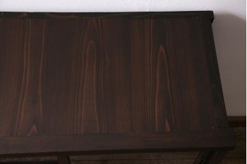 アンティーク家具　大正昭和初期　鉄脚付きリメイク　古い木の質感が味わい深いキャビネット(サイドボード、収納棚、ガラス戸棚)(R-043967)
