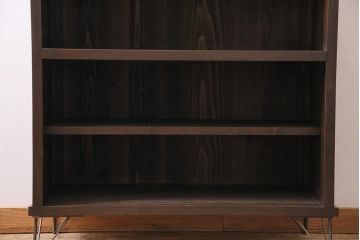アンティーク家具　大正昭和初期　鉄脚付きリメイク　古い木の質感が味わい深いキャビネット(サイドボード、収納棚、ガラス戸棚)(R-043967)