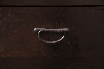 アンティーク家具　和製アンティーク　ダイヤガラス入り　倹飩式扉　渋さと味わいが魅力的なサイドボード(収納棚、引き出し、テレビ台)(R-043969)