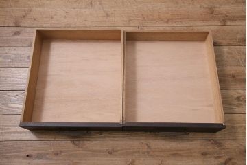 レトロ家具　昭和中期　ペイント　シックな印象の小引き出し(小物収納、卓上収納)(R-043970)
