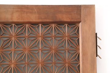 アンティーク建具　昭和中期　ヒノキ材・腰板ケヤキ材　上手物!角麻の組子細工がおしゃれな木製ドア(木製扉、ガラス扉、開き戸)(R-043971)