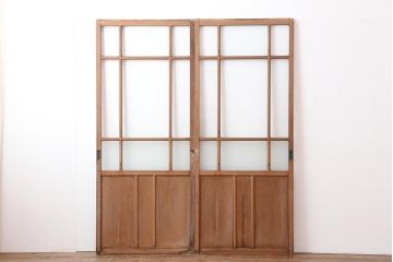 アンティーク建具　昭和初期　ノスタルジックな雰囲気が魅力のガラス戸2枚セット(引き戸)(R-043985)