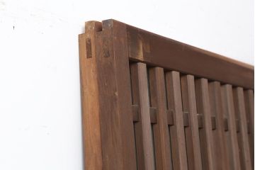 アンティーク建具　昭和中期　ヒノキ材　すりガラス入り　上手物のガラス格子戸2枚セット(引き戸)(R-043986)