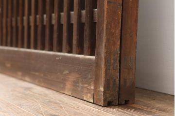 アンティーク建具　昭和中期　ヒノキ材　すりガラス入り　上手物のガラス格子戸2枚セット(引き戸)(R-043986)