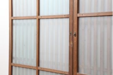 アンティーク建具　昭和中期　ヒノキ材　すりガラス入り　上手物のガラス格子戸2枚セット(引き戸)(R-043986)