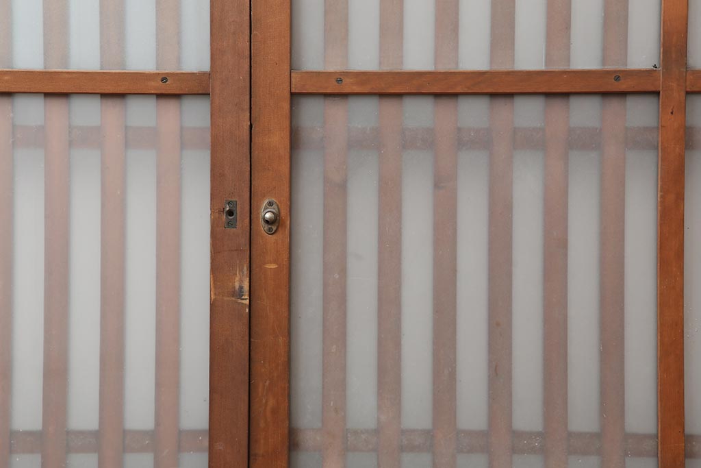 アンティーク建具　昭和中期　ヒノキ材　すりガラス入り　上手物のガラス格子戸2枚セット(引き戸)(R-043986)