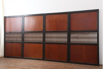 アンティーク建具　明治大正期　上品な空間作りにおすすめの格子帯戸4枚セット(引き戸、障子戸)(R-043992)