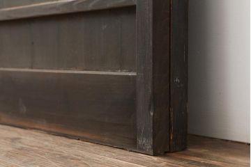 アンティーク建具　明治大正期　古い木の温かみが感じられる舞良戸2枚セット(板戸、引き戸)(R-043996)