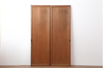 アンティーク建具　昭和中期　幅狭タイプ　一枚板　粋な意匠がおしゃれな板戸2枚セット(建具、引き戸)(R-043998)