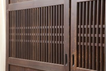 アンティーク建具　明治大正期　和モダンスタイルにぴったりな格子帯戸3枚セット(板戸、建具、引き戸)(R-043999)