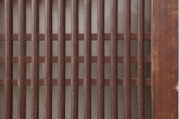 アンティーク建具　明治大正期　和モダンスタイルにぴったりな格子帯戸3枚セット(板戸、建具、引き戸)(R-043999)