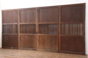アンティーク建具　明治大正期　和モダンスタイルにぴったりな格子帯戸4枚セット(板戸、建具、引き戸)(R-044005)