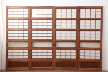 アンティーク建具　昭和初期　上手物!腰板欅(ケヤキ)材　裏障子付き　幅狭タイプ　上質な和の空間を彩る万本格子戸4枚セット(ガラス帯戸、建具、引き戸)(R-044008)