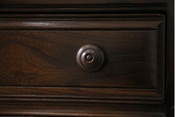 ヴィンテージ家具　イギリスビンテージ　ERCOL(アーコール)　Old Colonial(オールドコロニアル)　気品と風格が漂うカップボード(本棚、ブックシェルフ、食器棚)(R-044011)
