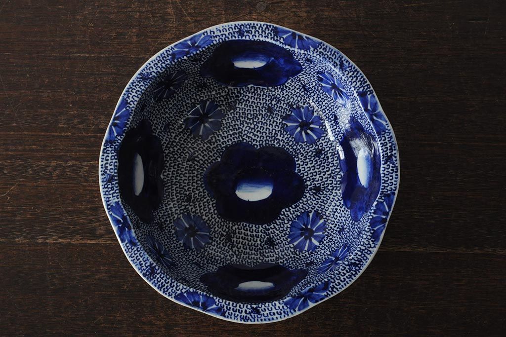 骨董　明治期　伊万里焼　ベロ藍　花と微塵唐草文深鉢(深皿、丼、和食器)(R-044018)