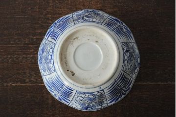 骨董　明治期　伊万里焼　ベロ藍　花と微塵唐草文深鉢(深皿、丼、和食器)(R-044018)