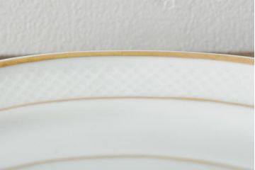 中古　ハンガリー　HOLLOHAZA(ホロハーザ)　Pannonia(パノニア)　プレート(トレー、変形皿、洋食器)(R-044019)