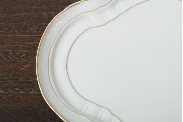 中古　ハンガリー　HOLLOHAZA(ホロハーザ)　Pannonia(パノニア)　プレート(トレー、変形皿、洋食器)(R-044020)