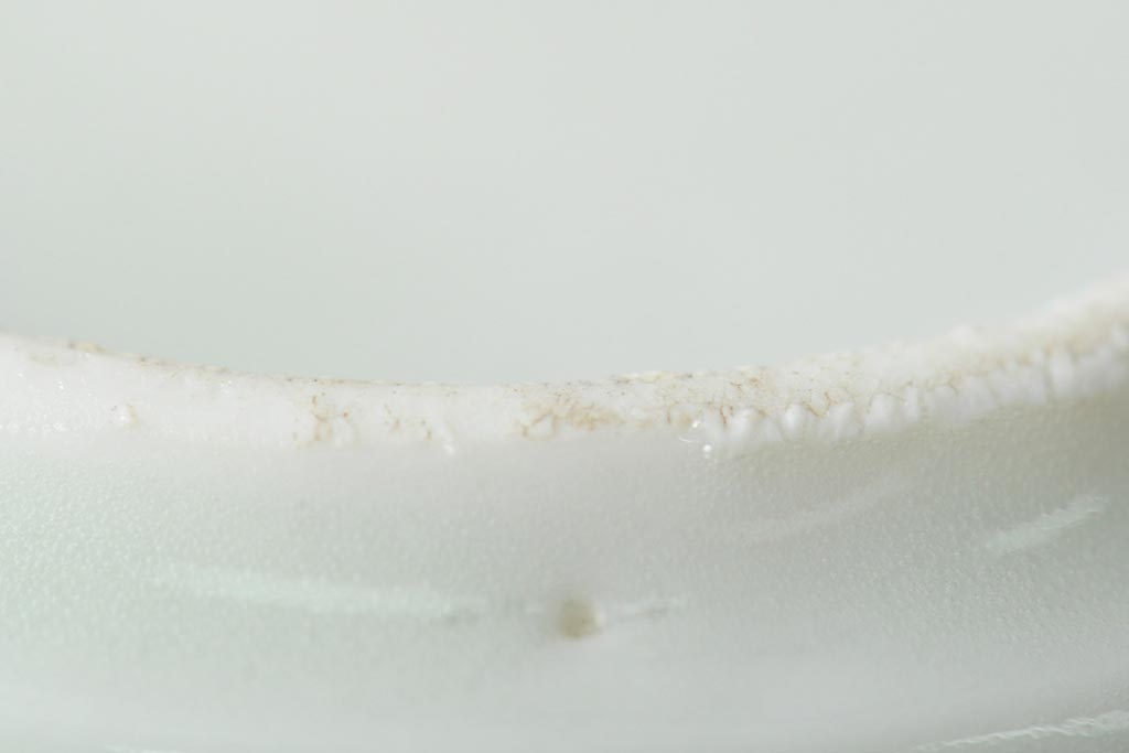 骨董　江戸明治期　陽刻白磁小皿4枚セット(伊万里焼、和食器)(R-044024)