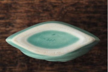 東欧ヴィンテージ　ユニークな形のフラワーベース(貝、かたつむり、花瓶、花器、一輪挿し、ビンテージ)(R-044025)