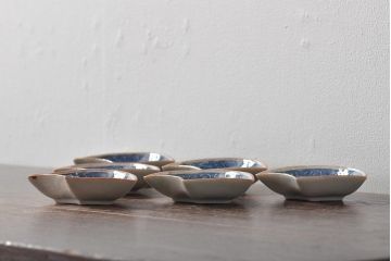 骨董　幕末〜明治　扇型　陽刻小皿(向付、変形皿)(R-044031)