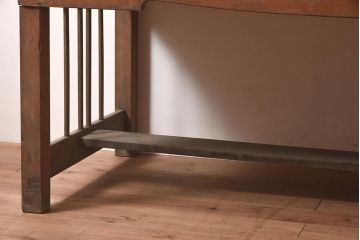 アンティーク家具　和製アンティーク　大正昭和初期　東邦電化株式會社　シンプルさが魅力のベッドフレーム(飾り棚、陳列棚)(R-044040)