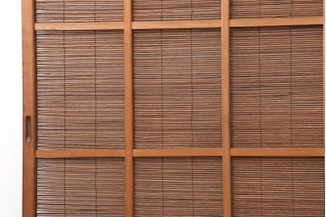 アンティーク建具　昭和中期　松と梅の透かし彫りが風情のある御簾戸2枚セット(簾戸、簀戸、葭戸、夏障子、夏戸、葦戸)(R-044048)