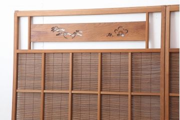 アンティーク建具　昭和中期　松と梅の透かし彫りが風情のある御簾戸2枚セット(簾戸、簀戸、葭戸、夏障子、夏戸、葦戸)(R-044048)