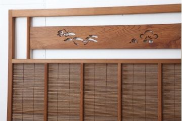 アンティーク建具　昭和中期　松と梅の透かし彫りが風情のある御簾戸2枚セット(簾戸、簀戸、葭戸、夏障子、夏戸、葦戸)(R-044048)