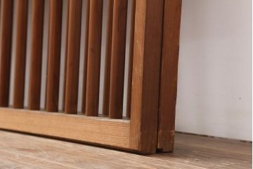 アンティーク建具 昭和中期 松と梅の透かし彫りが風情のある御簾戸2枚セット(簾戸、簀戸、葭戸、夏障子、夏戸、葦戸)(R-044049)