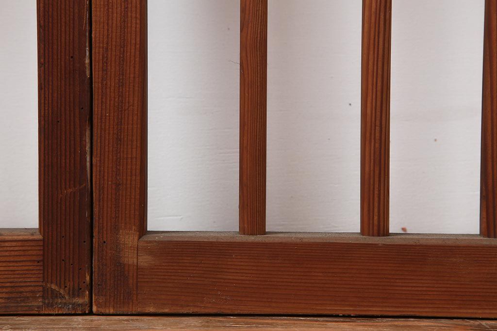 アンティーク建具 昭和中期 松と梅の透かし彫りが風情のある御簾戸2枚セット(簾戸、簀戸、葭戸、夏障子、夏戸、葦戸)(R-044049)
