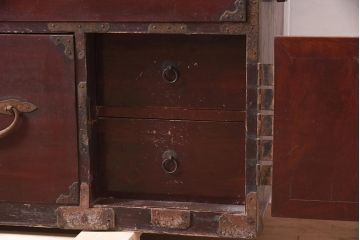 アンティーク家具　明治期　前面欅(ケヤキ)材の上品な二本松箪笥ローボード(和箪笥、時代箪笥、衣装箪笥、テレビ台)(R-044055)