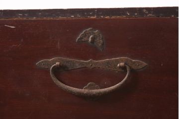 アンティーク家具　明治期　前面欅(ケヤキ)材の上品な二本松箪笥ローボード(和箪笥、時代箪笥、衣装箪笥、テレビ台)(R-044055)