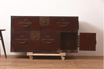 アンティーク家具　明治期　前面欅(ケヤキ)材の上品な二本松箪笥ローボード(和箪笥、時代箪笥、衣装箪笥、テレビ台)(R-044055)