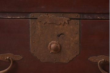 アンティーク家具　明治期　前面欅(ケヤキ)材の上品な二本松箪笥(重ね箪笥、時代箪笥、衣装箪笥)(R-044056)