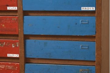 レトロ家具　昭和レトロ　昭和中期　図工室にありそうな趣たっぷりのチェスト(引き出し)(R-044066)