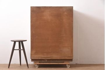 レトロ家具　昭和レトロ　昭和中期　図工室にありそうな趣たっぷりのチェスト(引き出し)(R-044066)
