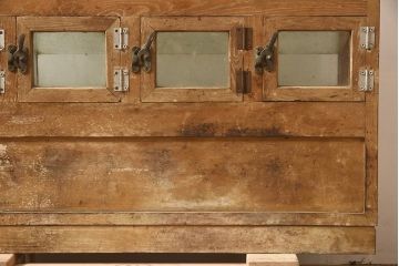 アンティーク家具　昭和中期　ナラ材　味のある風合いが魅力のレトロなガラスケース(ショーケース、陳列棚、マス目)(R-044067)